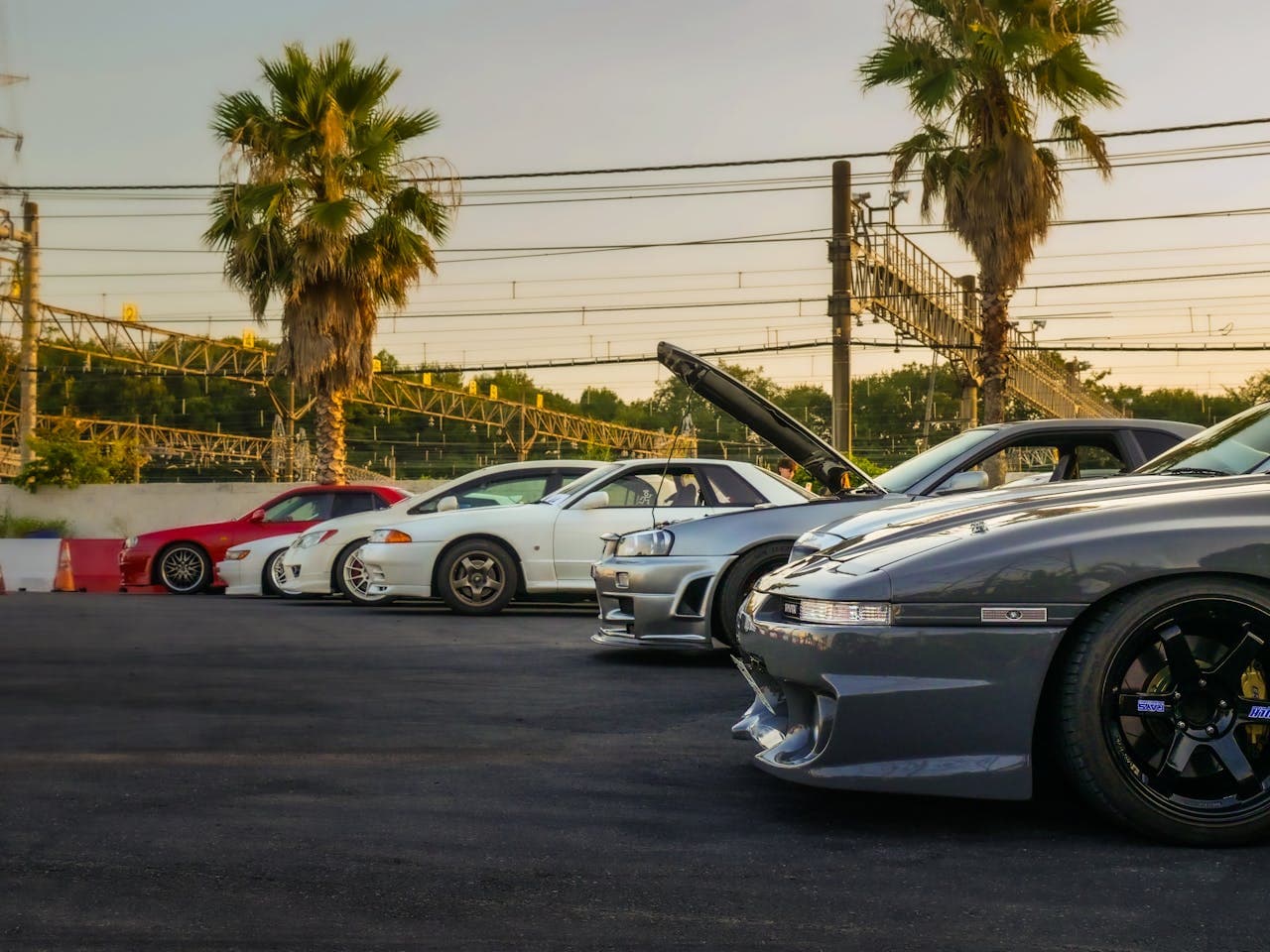 CarMeet About us